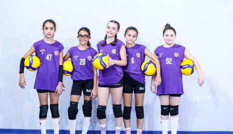 KÜÇÜK KIZ GELİŞİM