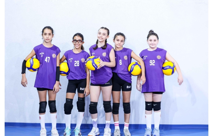 KÜÇÜK KIZ GELİŞİM